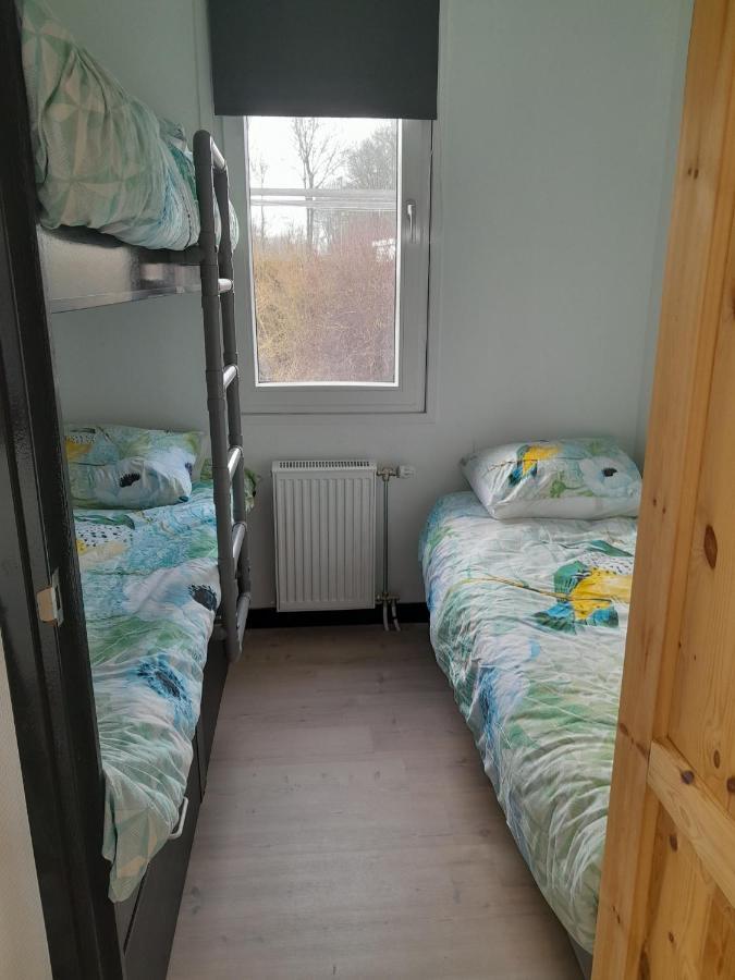 Luxe 5 Persoons Bungalow Op Rustig Vakantiepark Nabij Leeuwarden Dronrijp 외부 사진